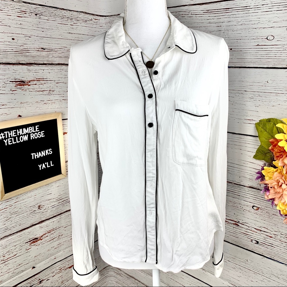 🌻 Forever 21 Button Up Blouse